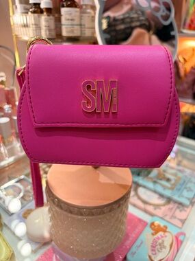Steve Madden Mini Wristlet wallet in Hot Pink